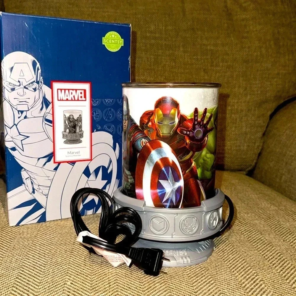 💥NWT Scentsy Home Full Size Fragrance Wax Melt Warmer MARVEL Super Hero Plug In